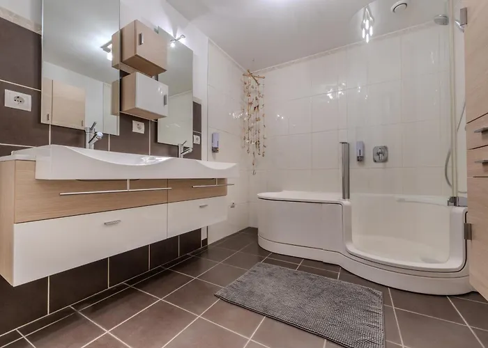 Platzfaerberhaus 公寓 Obdach