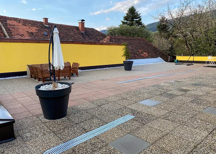 Platzfaerberhaus 公寓 *